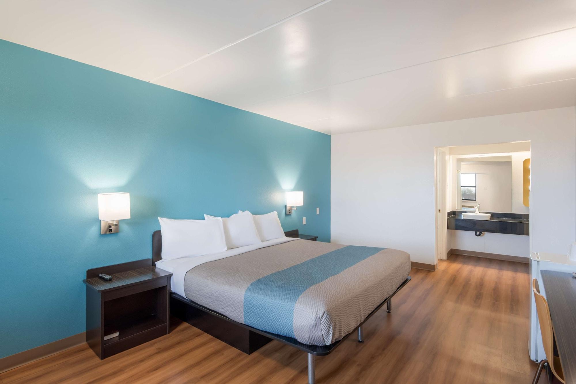 Motel 6-Colorado Springs, Co - Air Force Academy Extérieur photo
